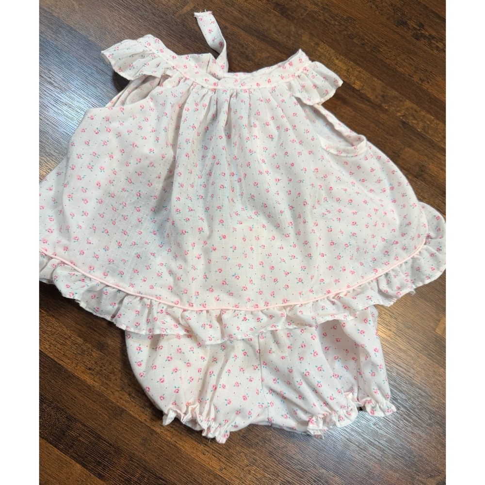 Vintage infant Alexis open back dress w/ bloomers. Sz 6/9 months.  Pink rosebuds